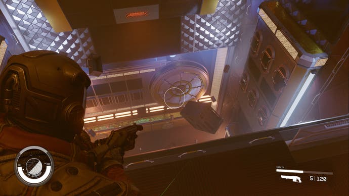 Starfield der Almagest, der Spieler zielt auf eine große Jackpot -Tresor -Tür ab