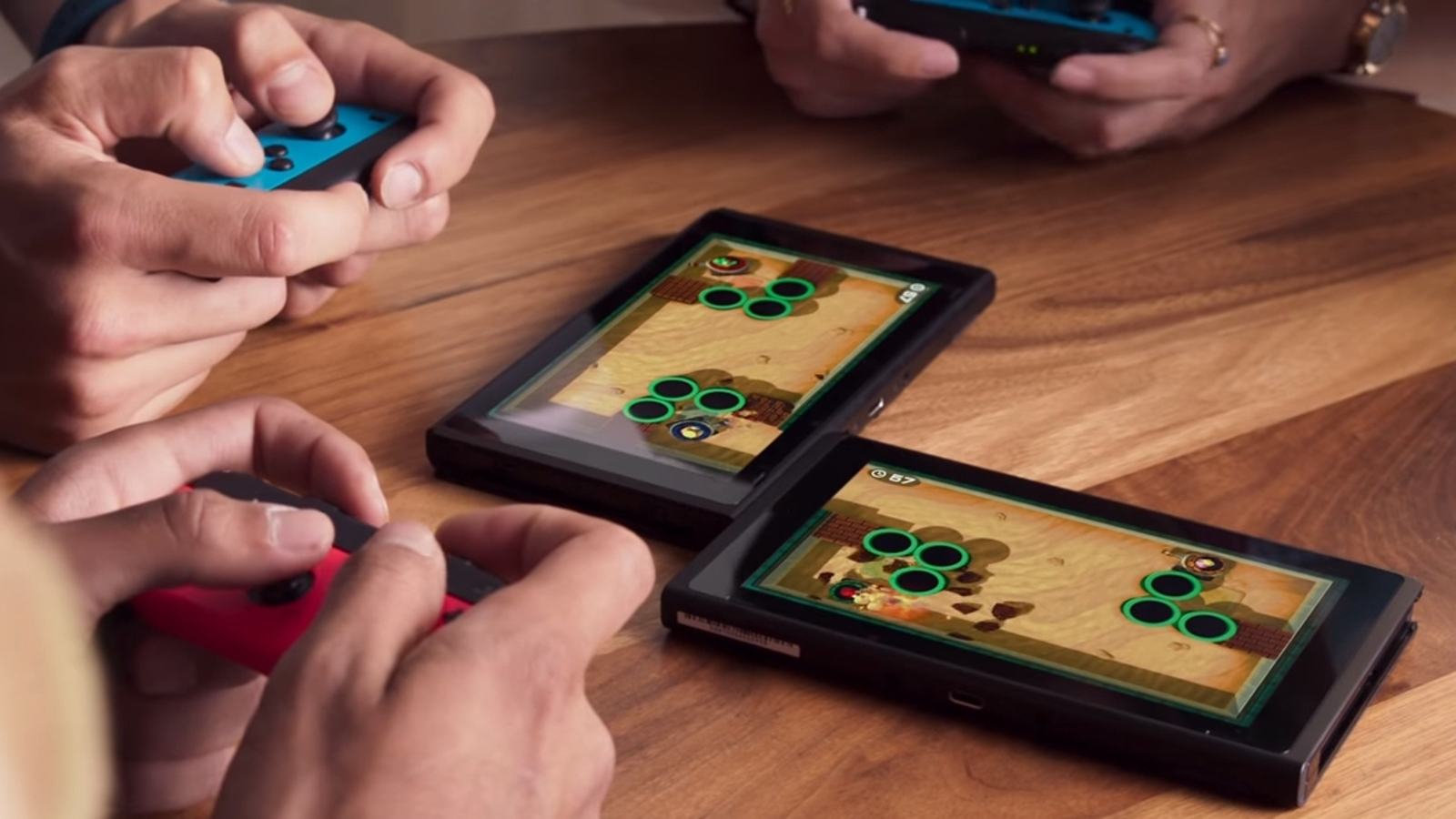 Super Mario Party's use of two Switch screens is a technological