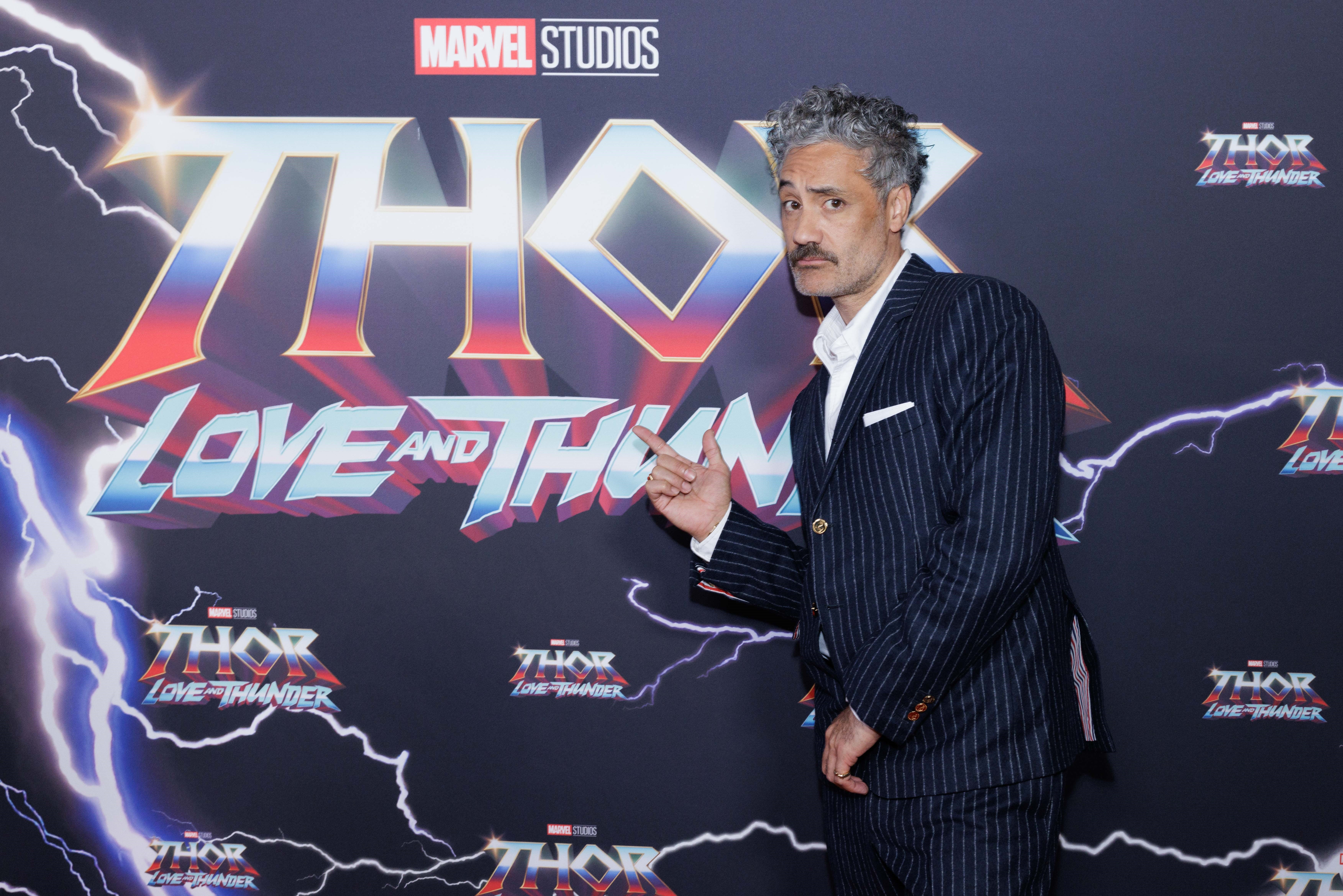 Thor: Love and Thunder' Director Taika Waititi Reveals Chris Hemsworth's  Secret Acting Talent: 'Chris Is Incredible'