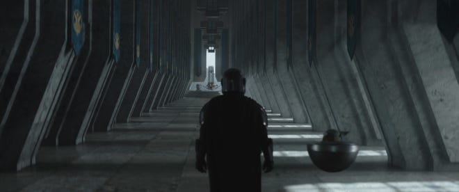 the mandalorian bo-katan kryze palace hallway