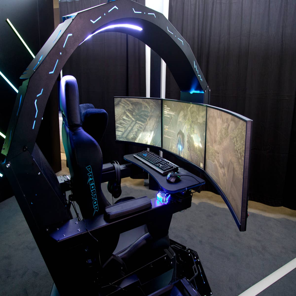 Acer promette di farci vivere il gioco con la postazione da gaming Predator  Thronos