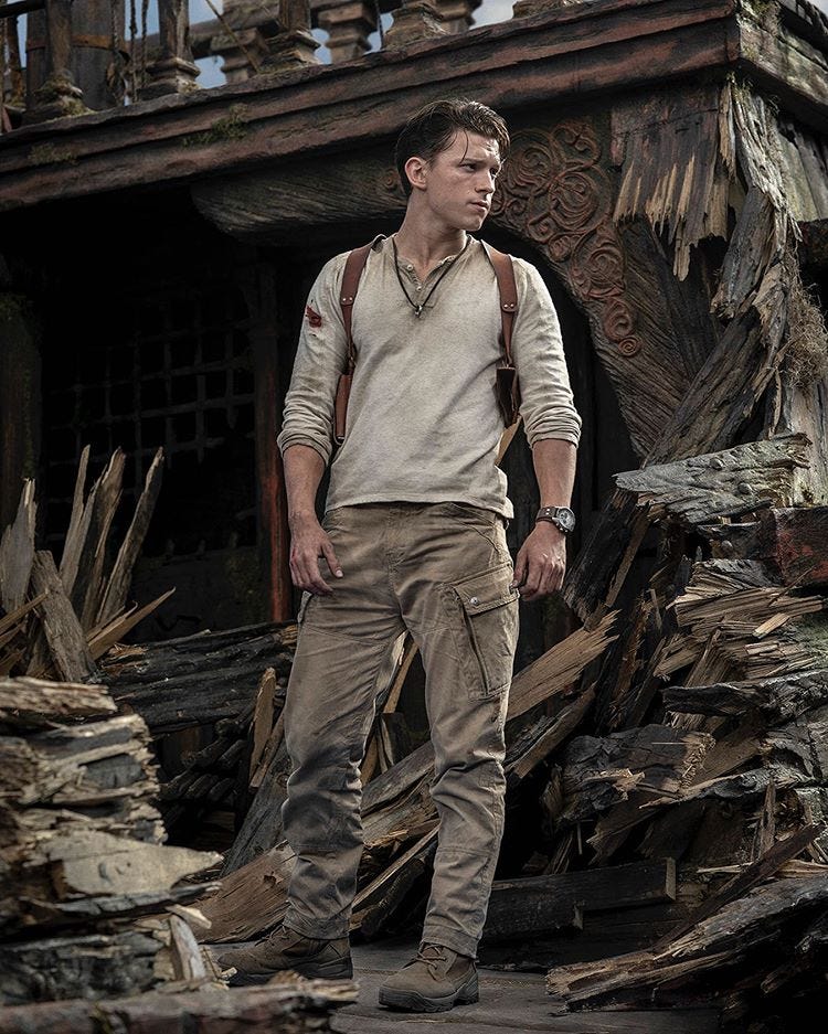 UnchartedFilm Tom Holland als Nathan Drake erstes Bild zeigt