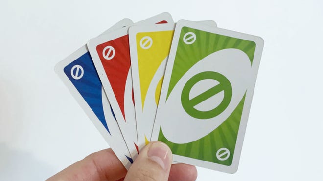 Four UNO Skip cards