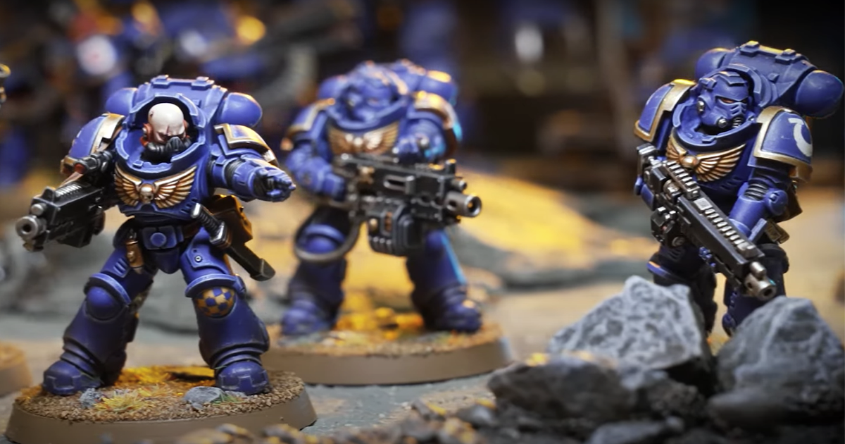 That's my Ultramarines vs Tyranids starter set here, all ready to