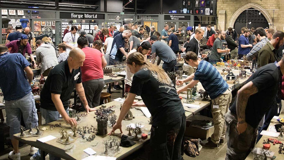 warhammer world event hall busy with players