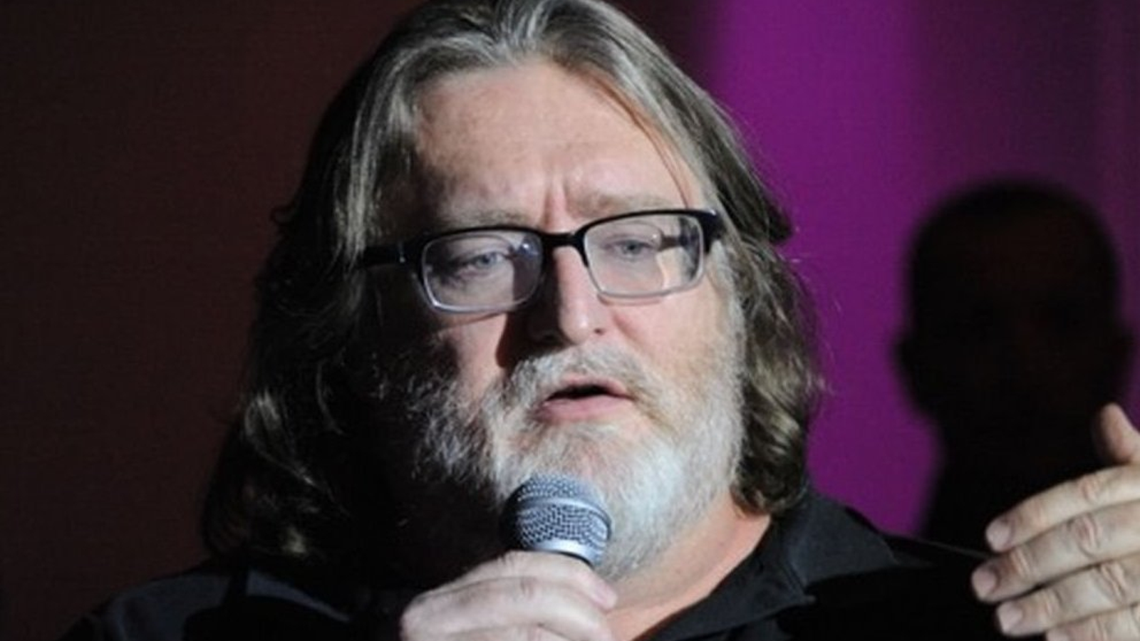 Gabe Newell ordered to make in-person deposition for Valve v