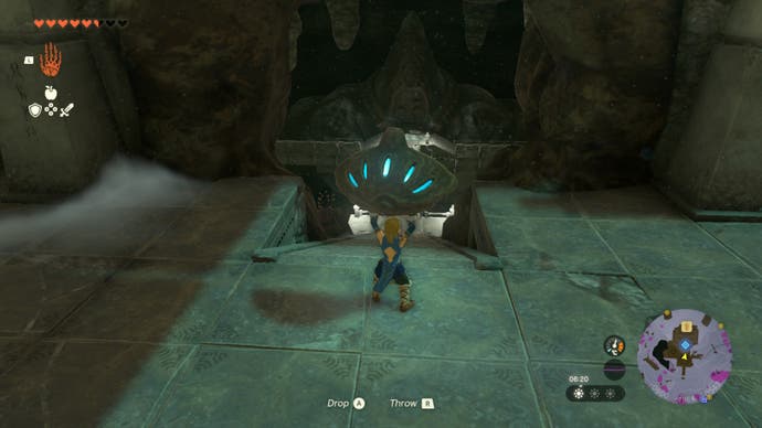 Zelda Totk -Link mit zweite Statue -Augen -Augen -Treppe, um von Tiefen Bargaineer -Statue zu rufen